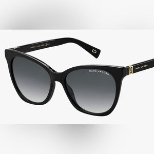 Marc Jacobs Sunglasses 🕶️